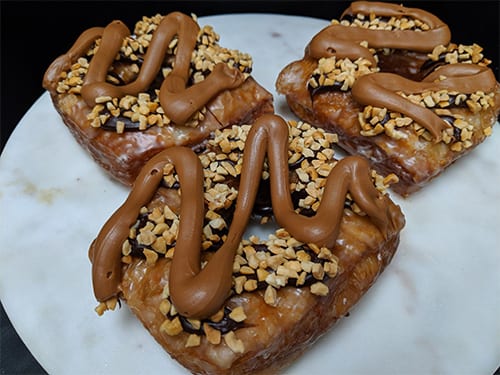 Snickers Doughsant